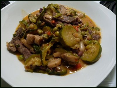 Guiso de carne, verduras y lentejas