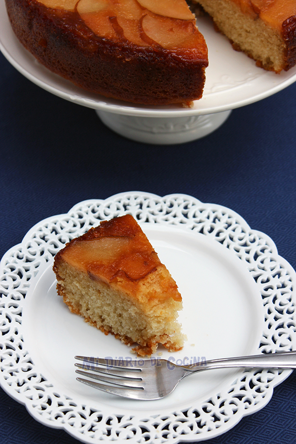 Queque-volteado-de-peras01