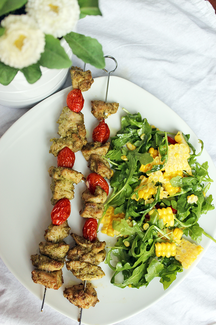 Brochetas-de-pollo-al-pesto01a