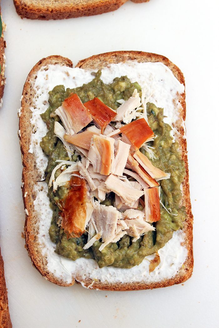 Tapas de pan integral con variados rellenos Tapas de pan integral con variados rellenos