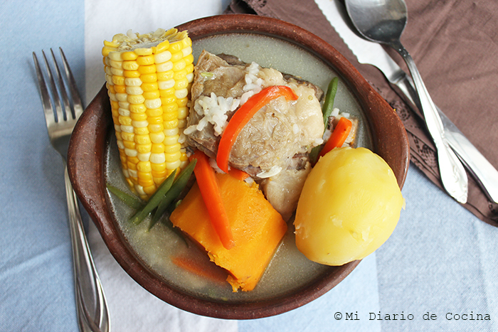 Cazuela de vacuno Cazuela de vacuno