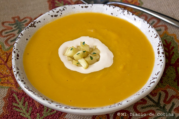 Sopa de zapallo y puerro