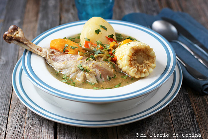 Cazuela de pavo con chuchoca Cazuela de pavo con chuchoca