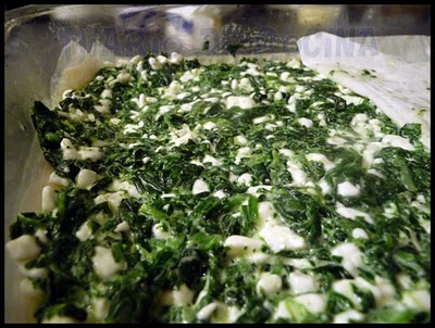 Pasta filo con espinaca y queso cottage