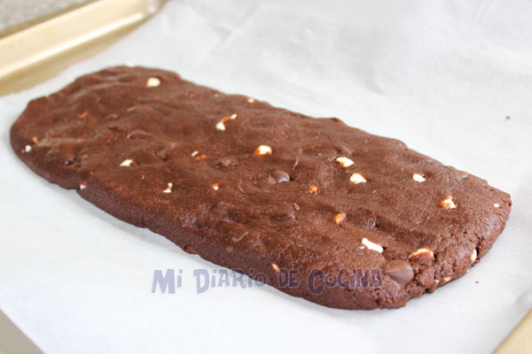 Biscotti de triple chocolate