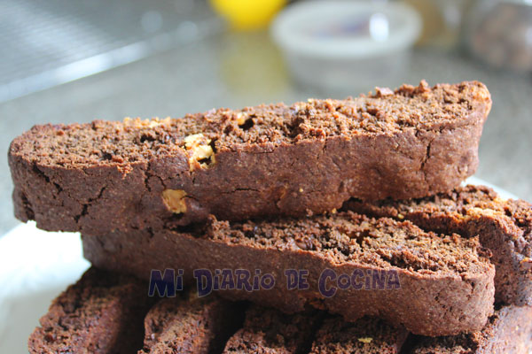 Biscotti de triple chocolate
