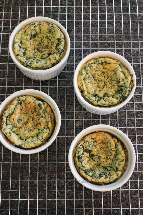 Soufflé de espinacas y queso parmesano Soufflé de espinacas y queso parmesano