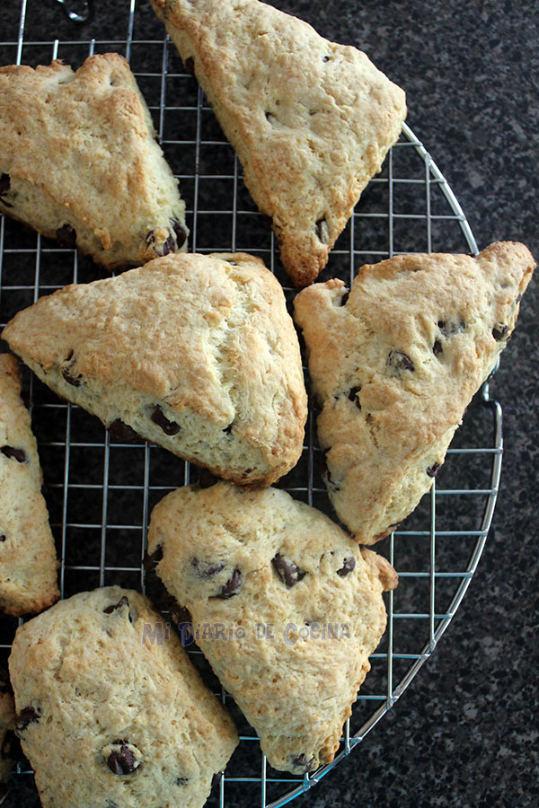 Scones con chips de chocolate