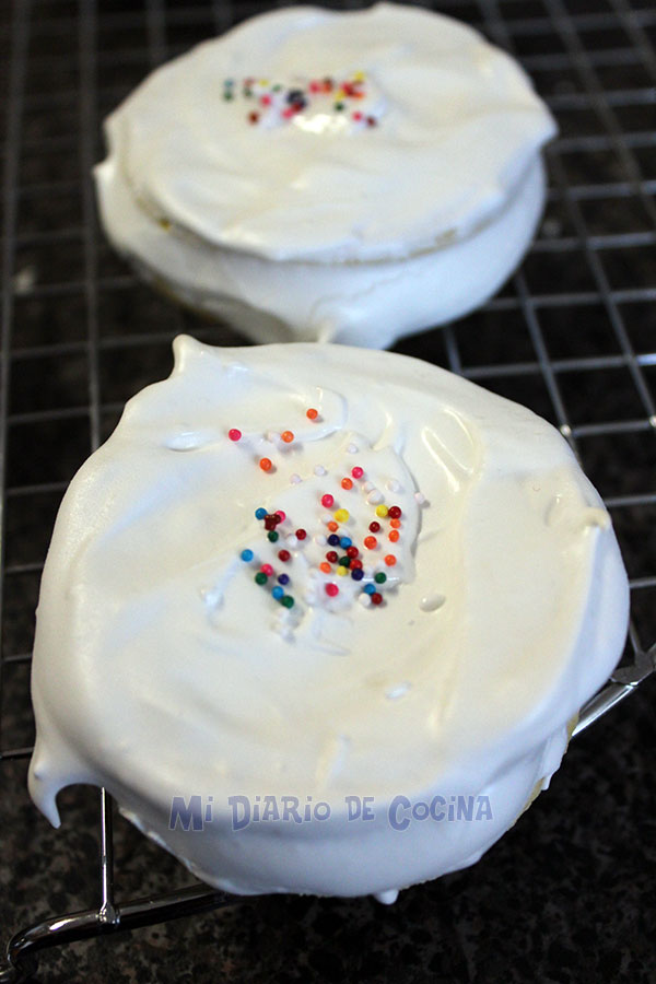 Chilenitos con merengue