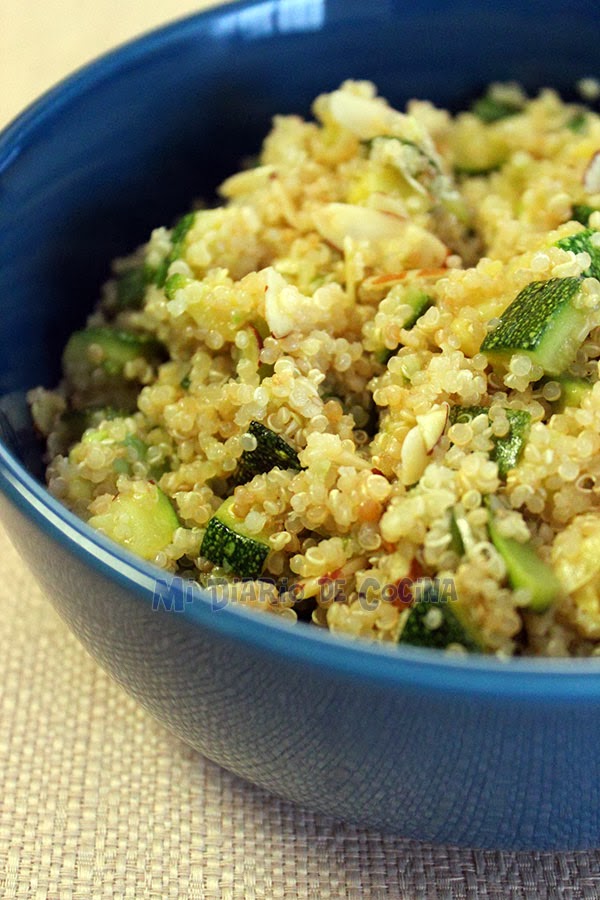 Ensalada de quinoa con zapallo italiano/palta y Ensalada de porotos verdes