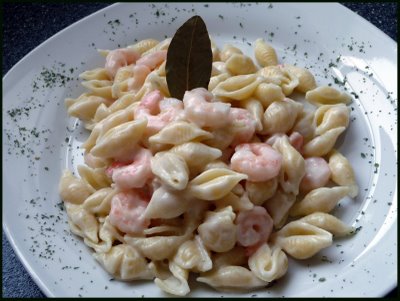 Caracolitos con camarones