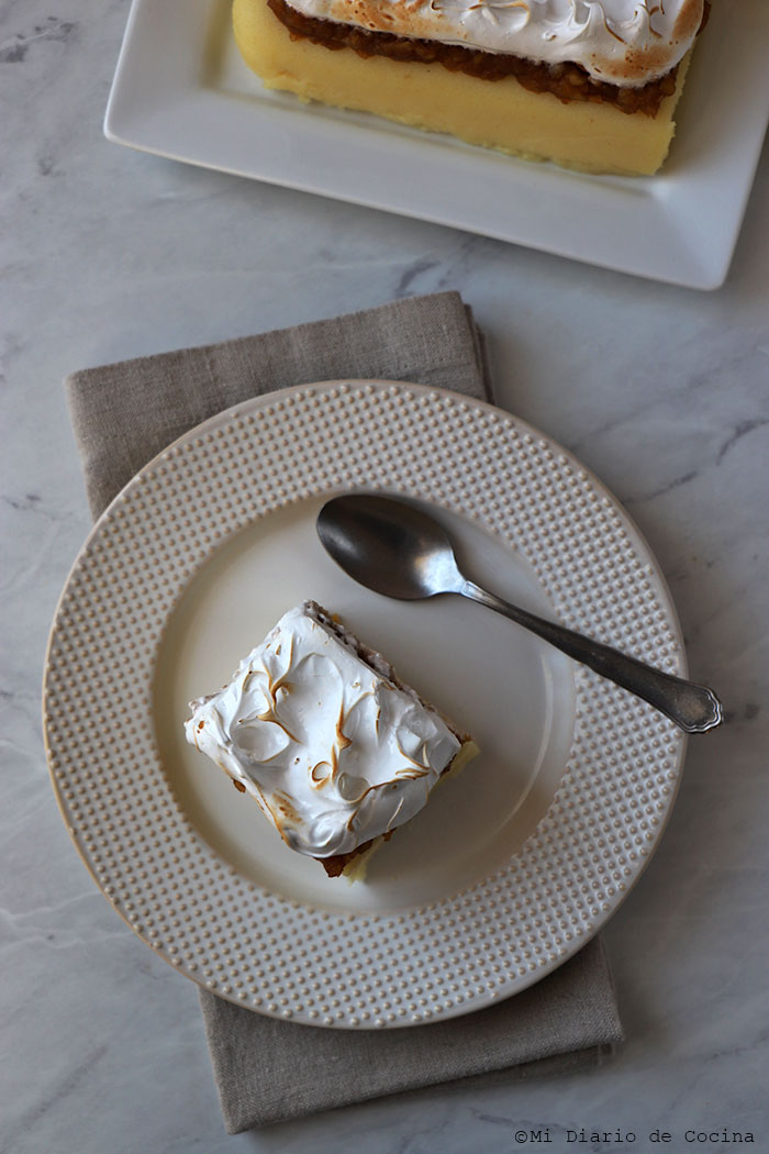Postre de sémola y manzana Postre de semola y manzana