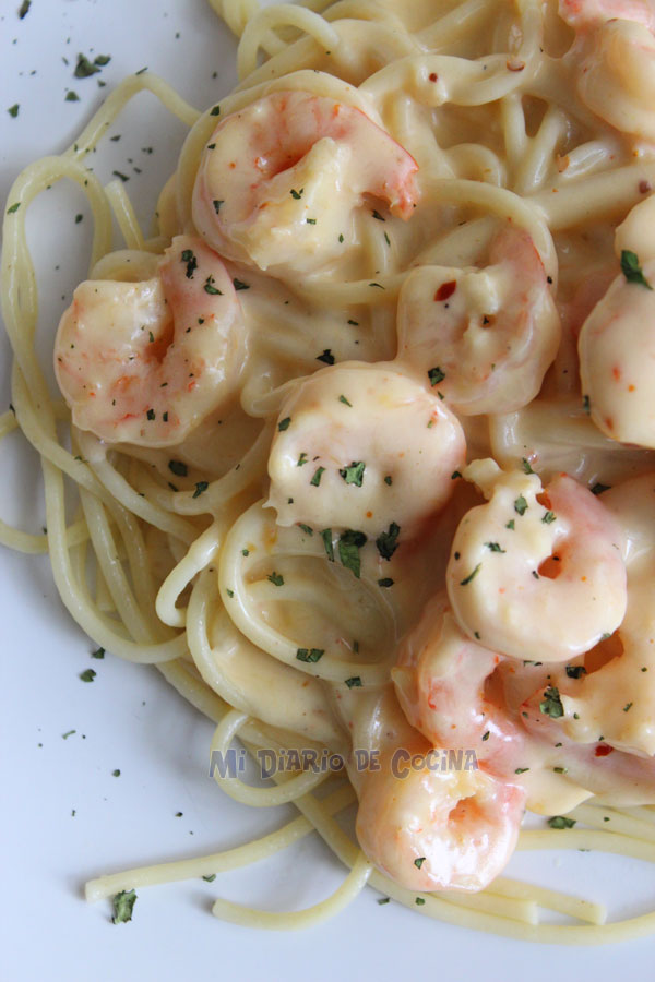 Pasta con camarones y merquen