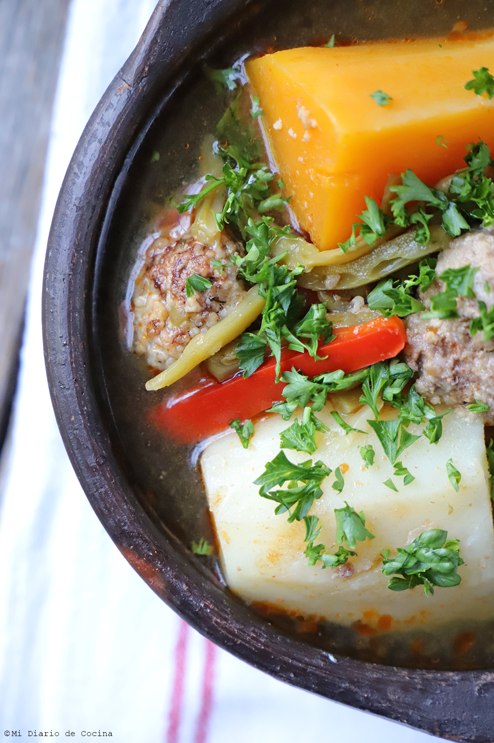 Cazuela de albóndigas Cazuela de albóndigas