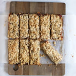 Barras de avena y mermelada