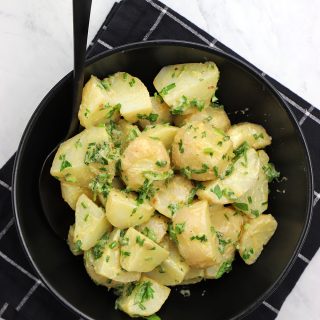 Ensalada de papas con aderezo