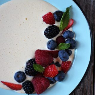 Sabayon con frutos rojos